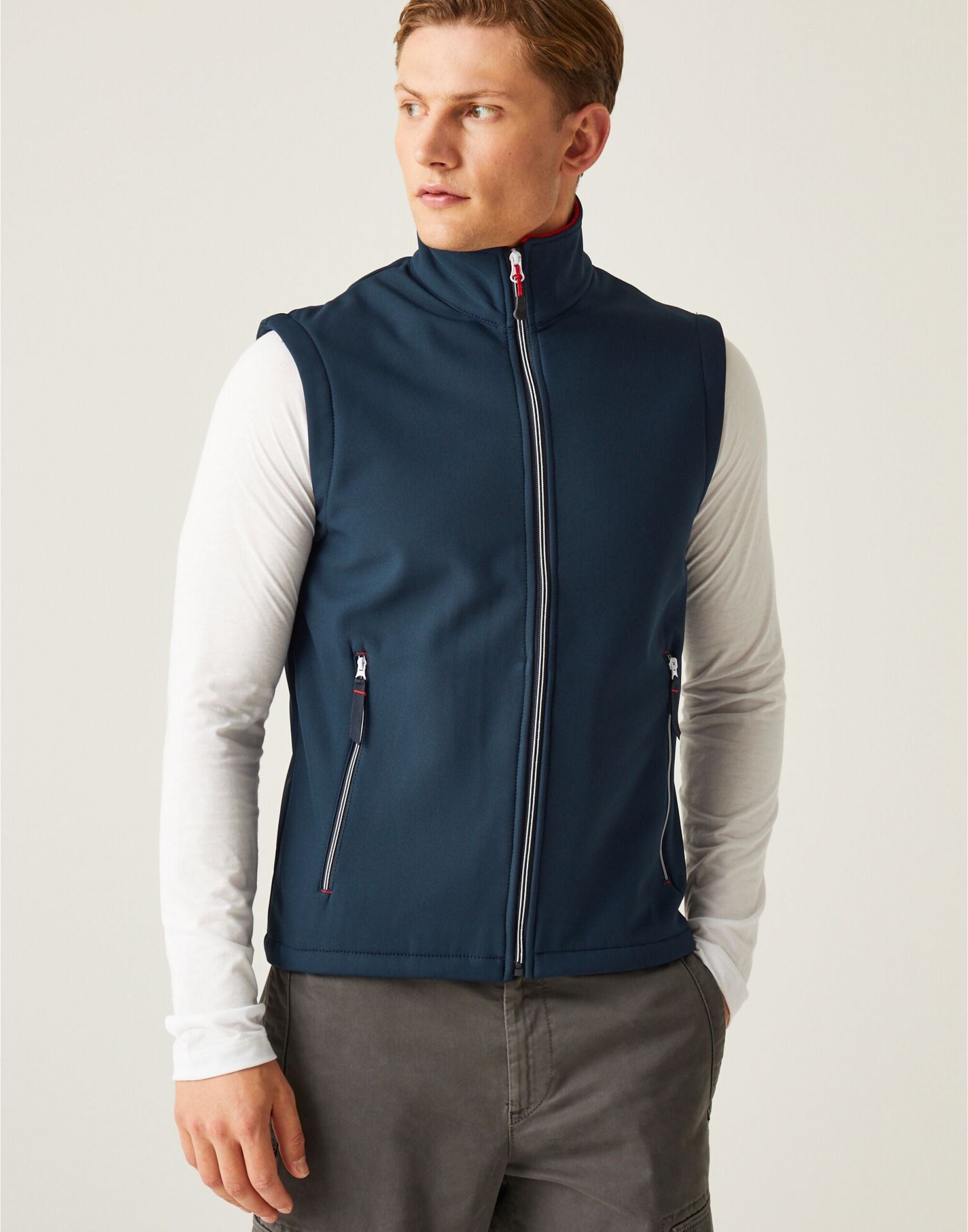 Regatta Professional Regatta Ascender 2L Softshell Bodywarmer TRA925 - Navy Classic Red - Customisable Bodywarmer