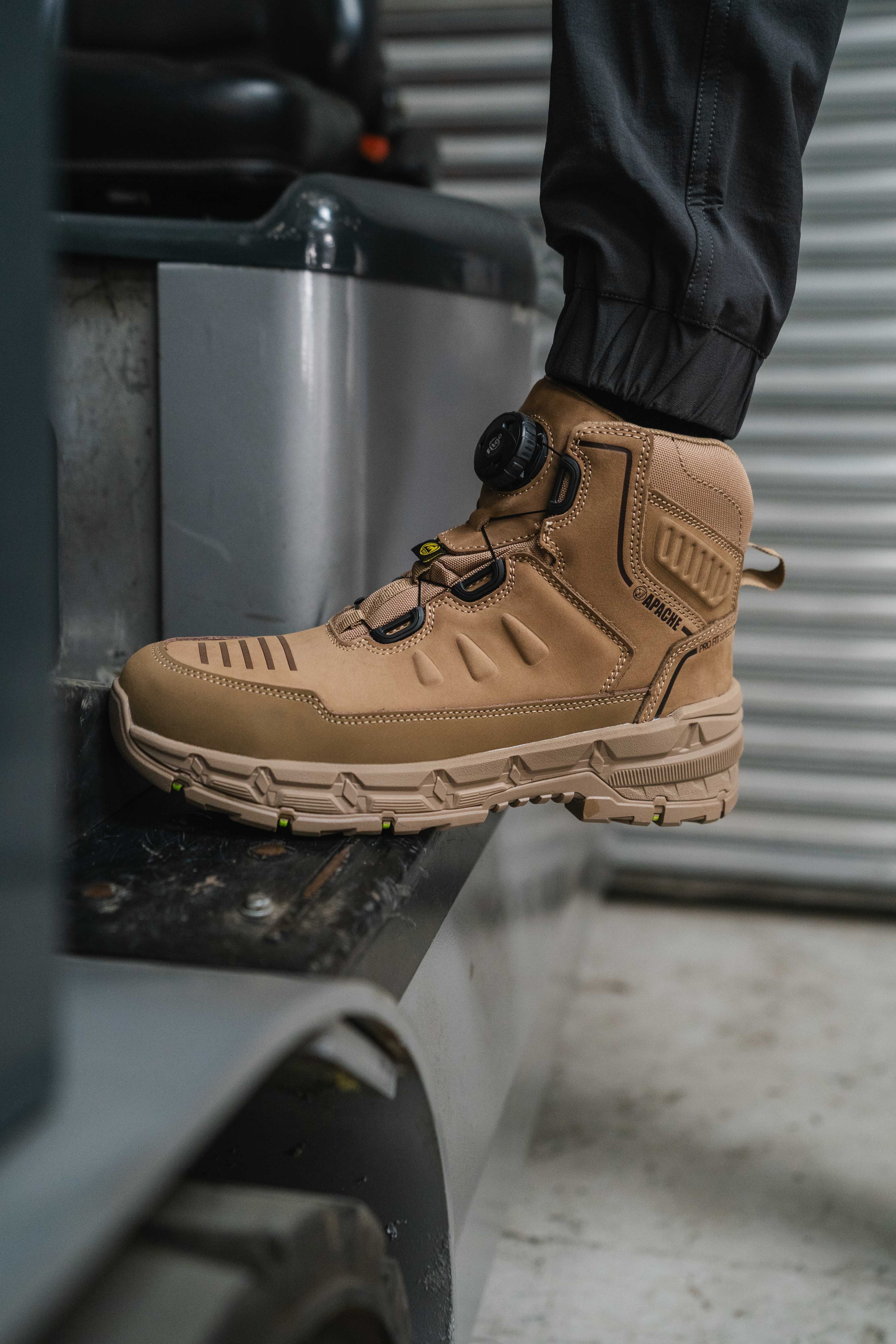 Apache - Stonehenge Stone FITGO Safety Boot with Rebound EVA midsole &amp; ESD - - Customisable Footwear