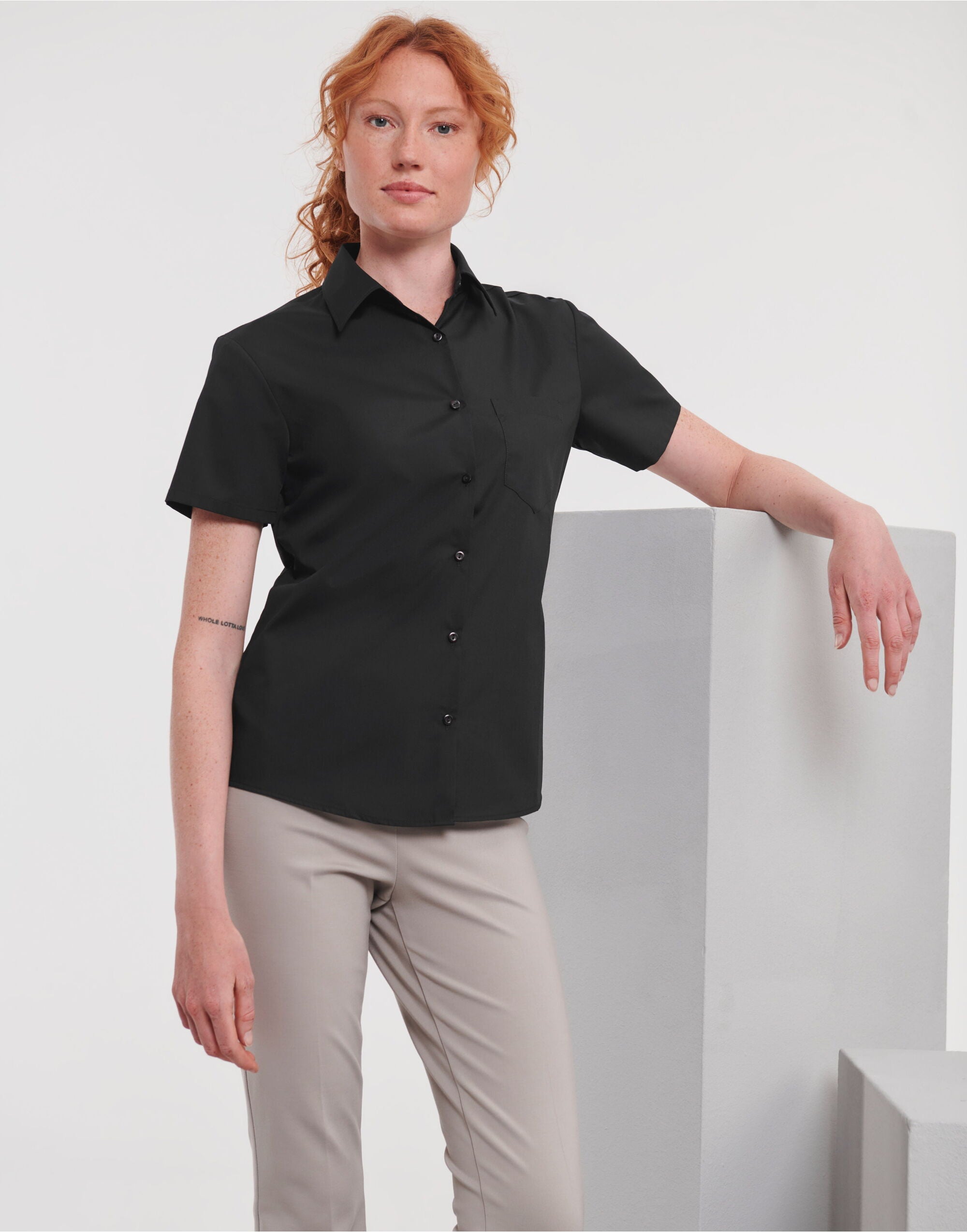 Russell Collection Lady SS Clasic Poplin 935F - Black - Customisable Shirts