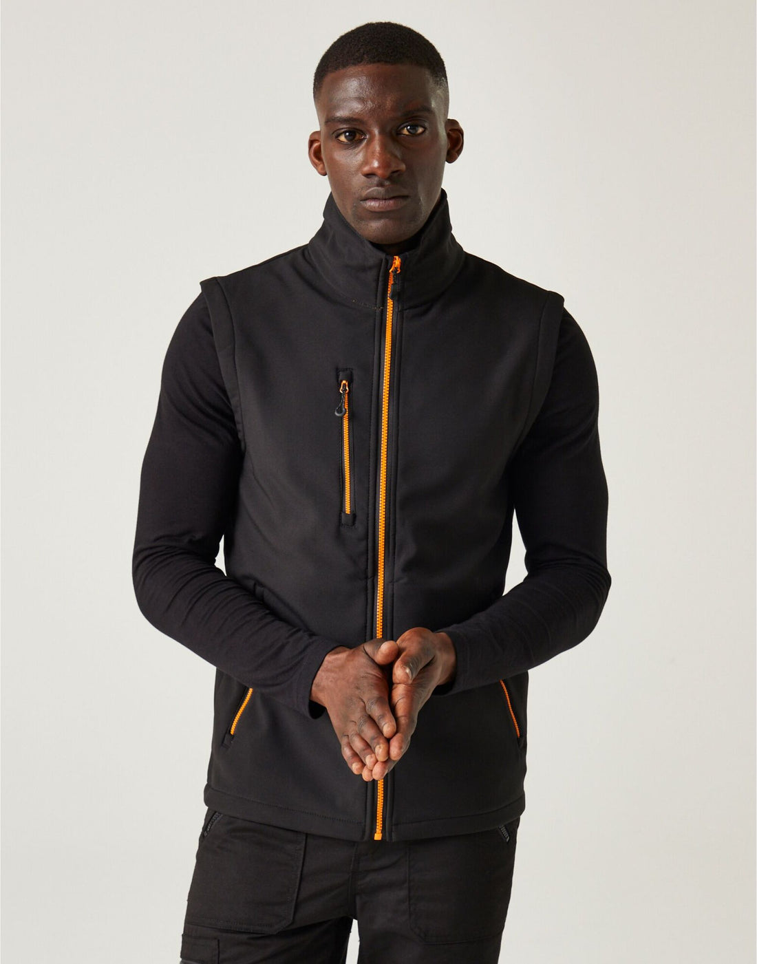 Regatta Professional Regatta Navigate 2L Softshell Bodywarmer TRA915 - Black Orange Pop - Customisable Bodywarmer