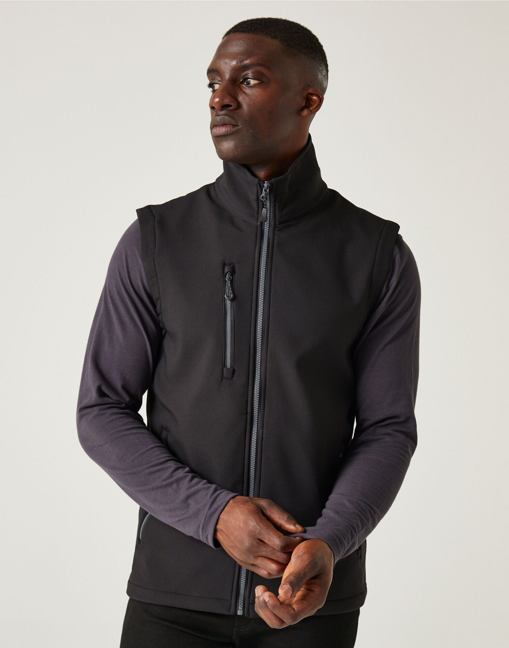 Regatta Professional Regatta Navigate 2L Softshell Bodywarmer TRA915 - Black Seal - Customisable Bodywarmer